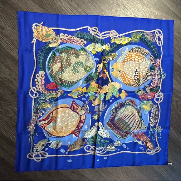 Hermès “Grands Fonds” Silk Vintage Scarf, Annie Faivre, 90cm, Collector’s Item - Picture 4 of 16